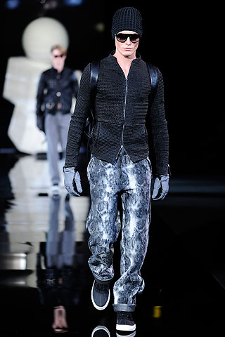 Emporio Armani / - 2010-2011